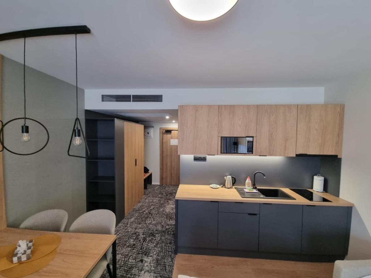 Ferienwohnung Akvamarin Besenova Apartman Exterior foto